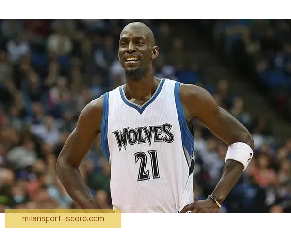 森林狼正式宣布加内特重返标靶中心并将于26至27赛季退役传奇21号球衣