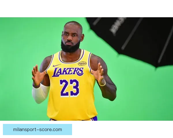 湖人提前缴械被批惨遭羞辱 勒布朗末节眼神空洞无力回天